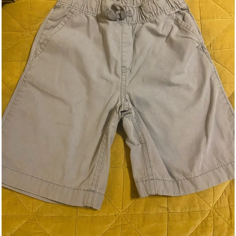 The Children’s Place Light Gray Khaki